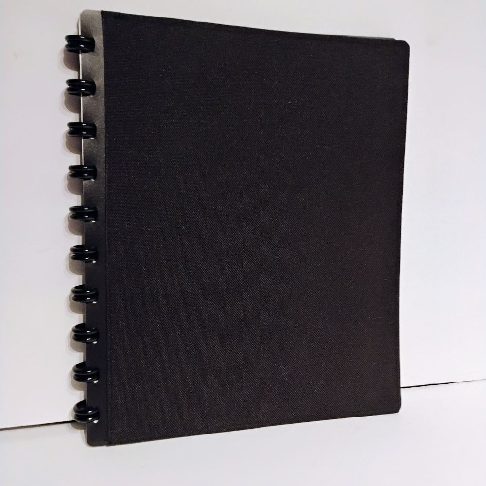Ampad Versa Disc-Bound Notebook – 11" × 9" – Refillable Black Cover Clean Pages
